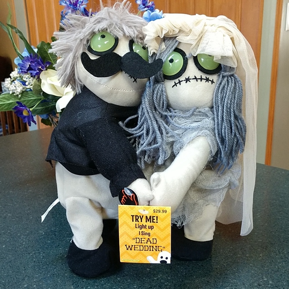 Animated Walking Dead "Bride & Groom"